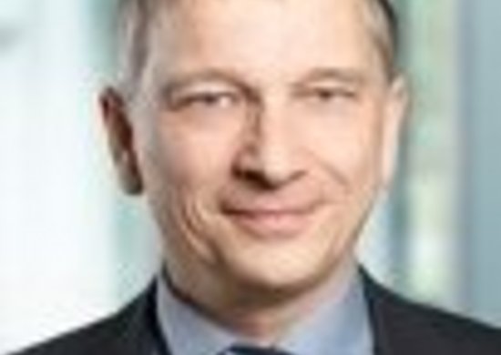 Gezeigt wird ein Foto von Dr. Burkhard Beckhoff.